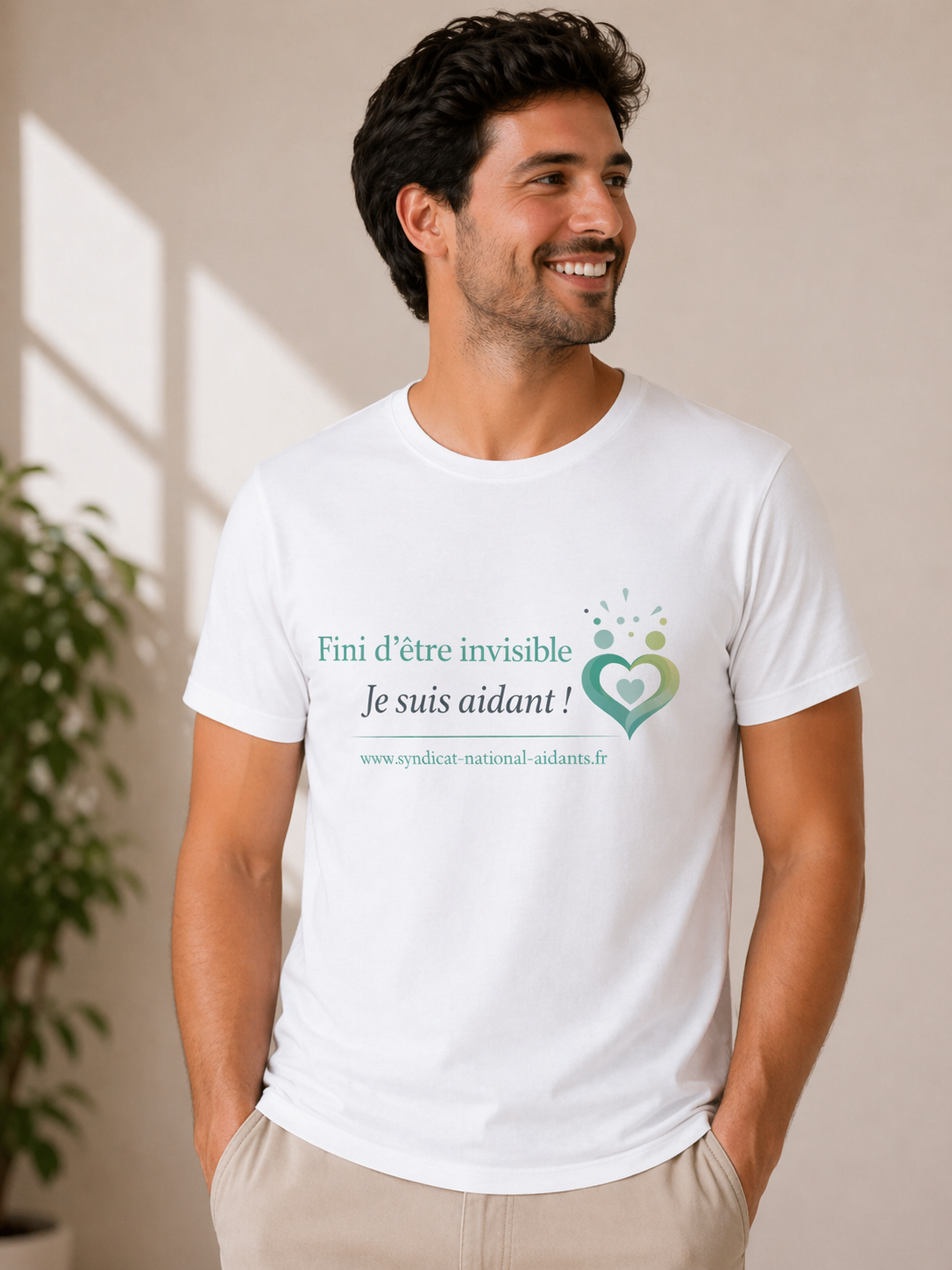 Tee-shirt solidaire blanc col rond – "Fini d'être invisible, je suis aidant !"
