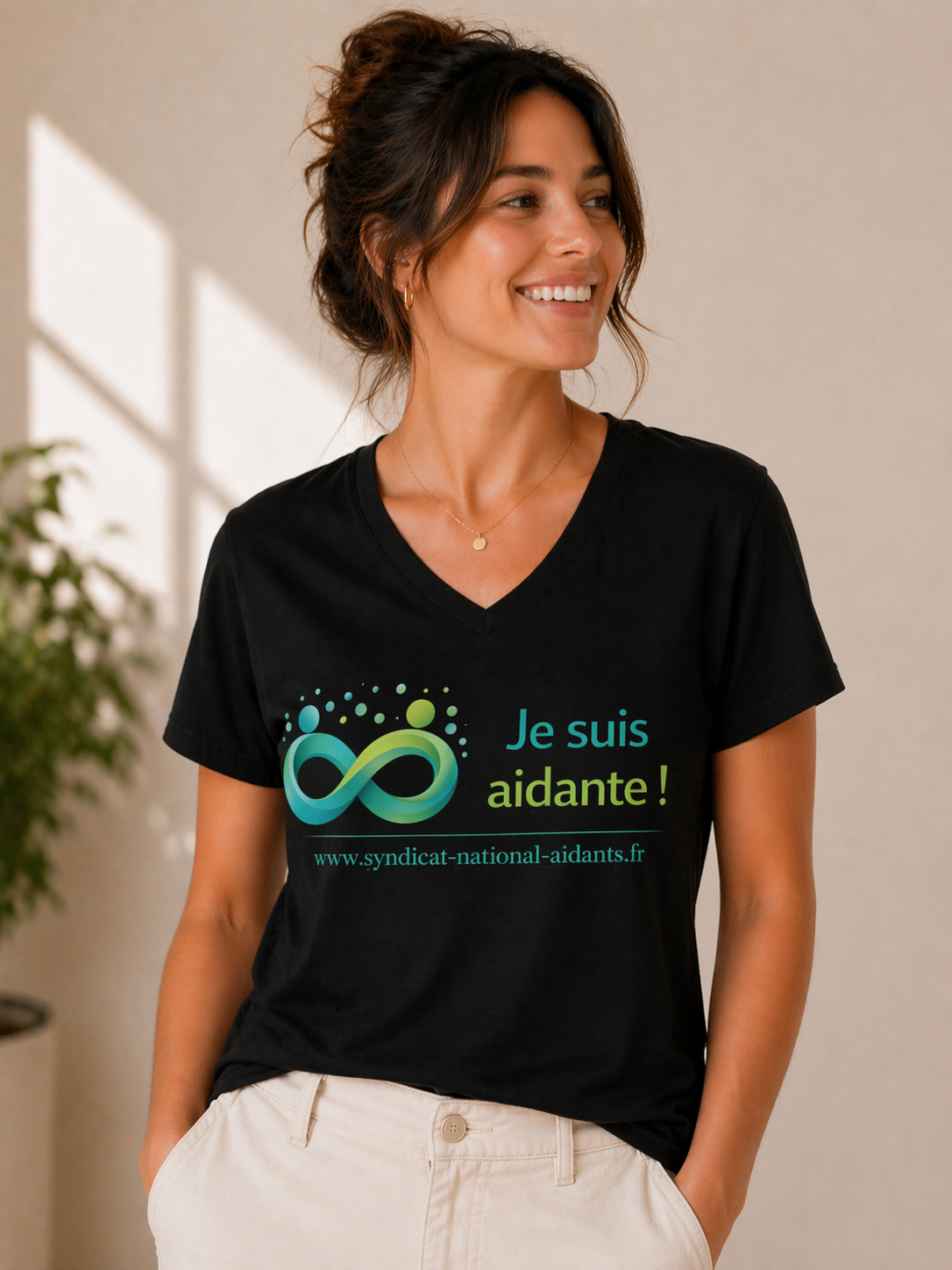 Tee-shirt solidaire noir col v –  Je suis aidante !